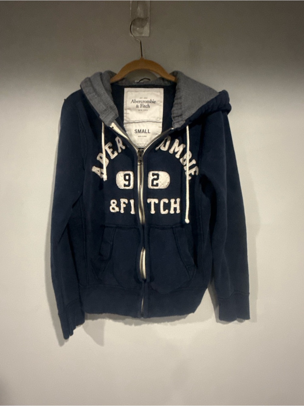 Abercrombie & Fitch Hoodie size small men vintage y2k logo sweatshirt jacket